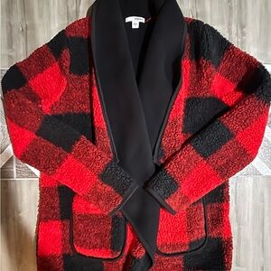 Women’s Buffalo Print fleece/sherpa cardigan/shacket size small